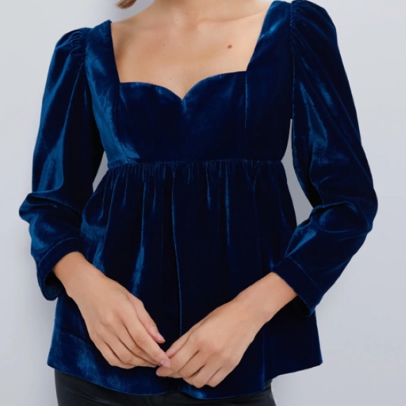 New: Hyacinth House Sapphire Velvet Sweetheart Sue Blouse. Size Medium
